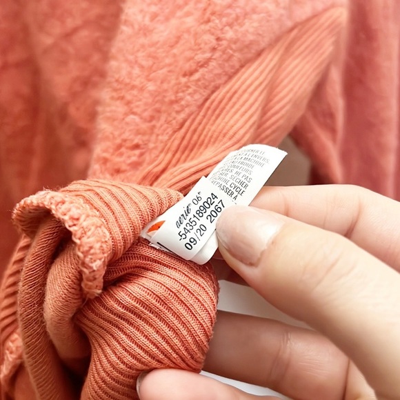 Aerie Peach Faux Fur Split Hem Chilled Out Crewneck Oversized Sweatshirt - Picture 11 of 13